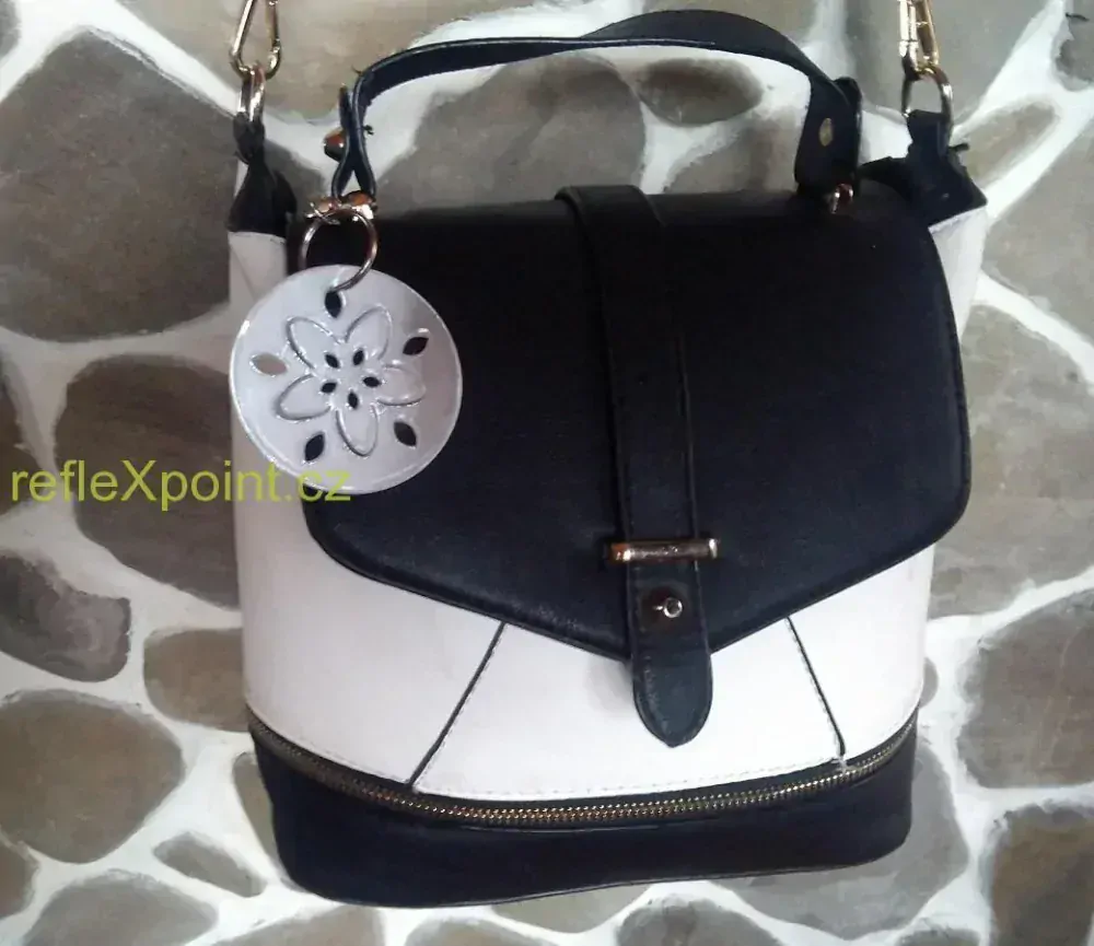 Exkluzivní reflexní přívěsek - Love