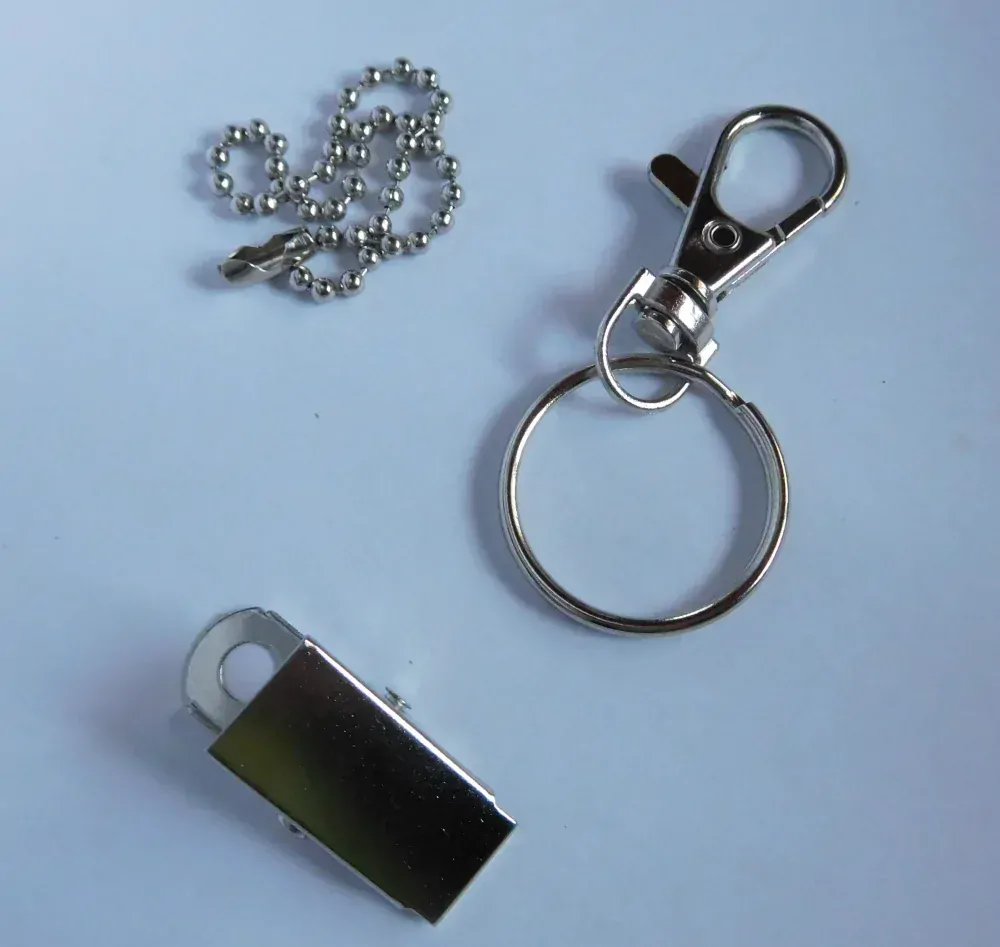 Exkluzivní reflexní přívěsek - XOXO