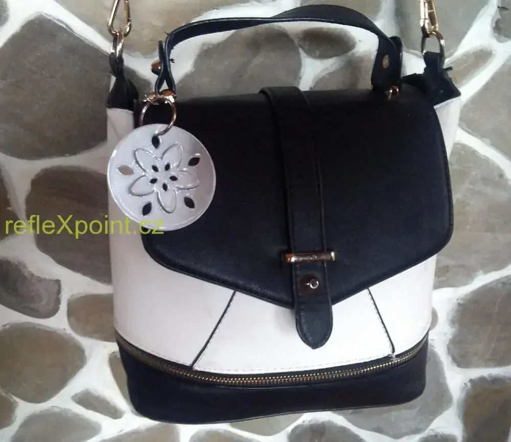 Exkluzivní reflexní přívěsek - XOXO