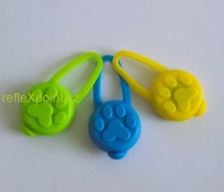 Svítící přívěsek silikonový - žlutý